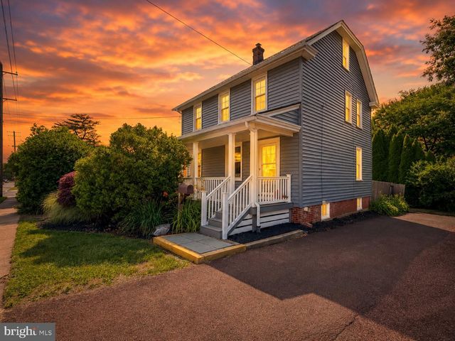 308 LANSDALE AVE, Lansdale, PA 19446