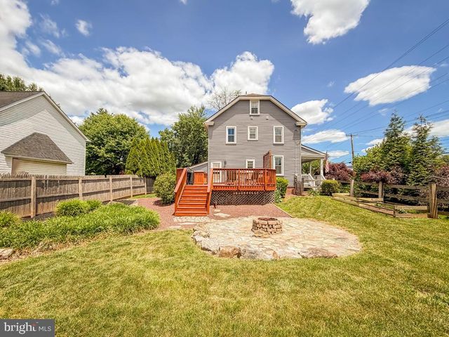 308 LANSDALE AVE, Lansdale, PA 19446
