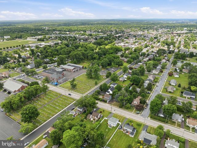 308 LANSDALE AVE, Lansdale, PA 19446