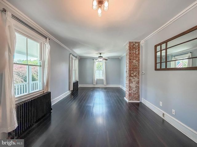 308 LANSDALE AVE, Lansdale, PA 19446