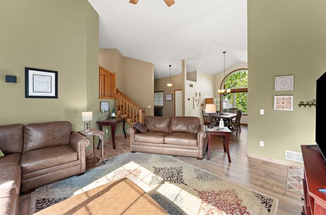 19137 Evenston Drive, Farmington, MN 55024