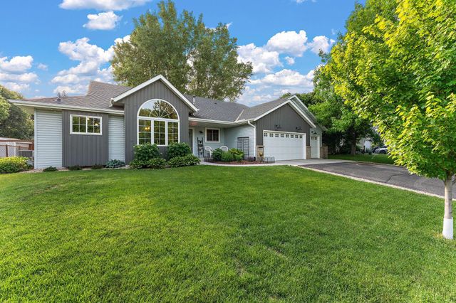 19137 Evenston Drive, Farmington, MN 55024