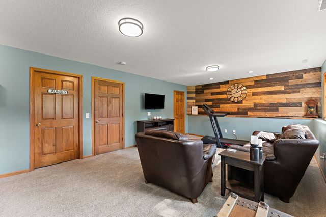 19137 Evenston Drive, Farmington, MN 55024