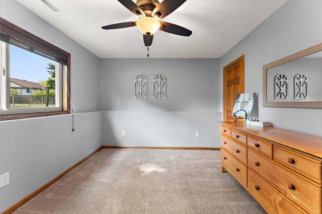 19137 Evenston Drive, Farmington, MN 55024