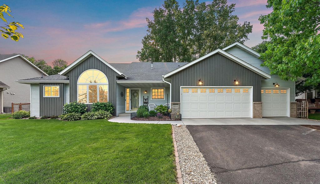 19137 Evenston Drive, Farmington, MN 55024