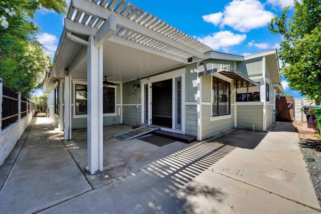 38020 Calle Confite, Murrieta, CA 92563