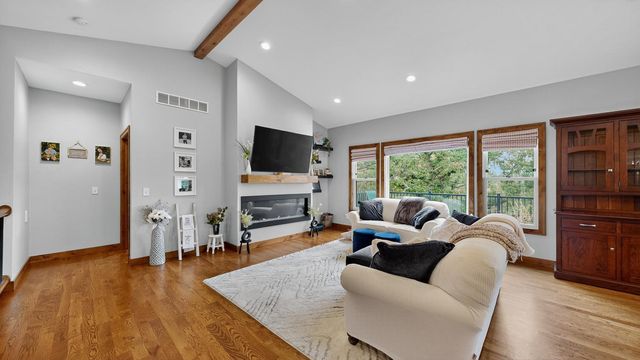 928 Overlook Drive NW, Preston, MN 55965