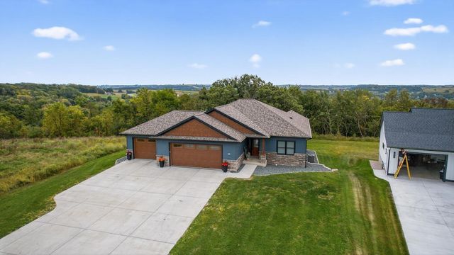 928 Overlook Drive NW, Preston, MN 55965