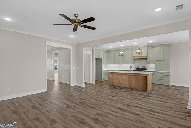 7 Honeysuckle Way, Claxton, GA 30417