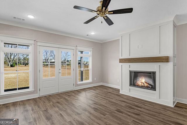 7 Honeysuckle Way, Claxton, GA 30417