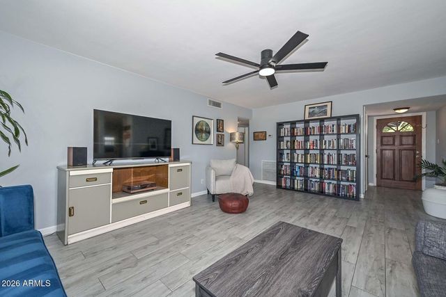 1123 W OREGON Avenue, Phoenix, AZ 85013