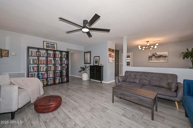 1123 W OREGON Avenue, Phoenix, AZ 85013