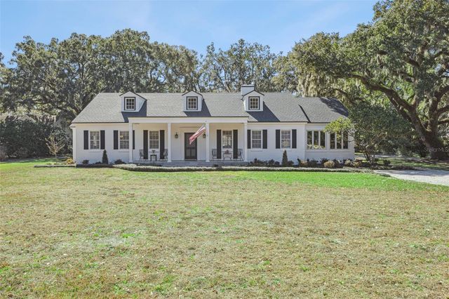 15722 E OAKLAND AVENUE, Winter Garden, FL 34787