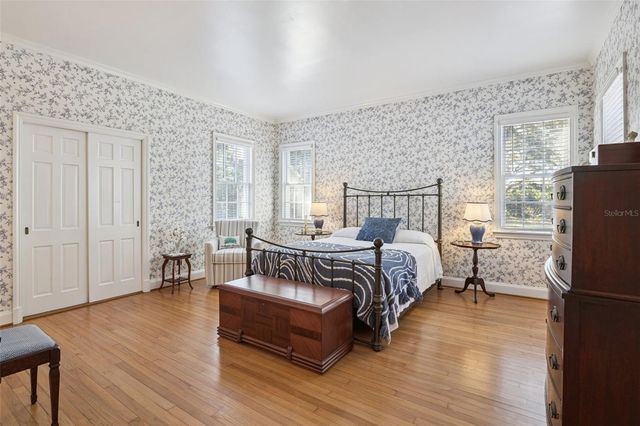 15722 E OAKLAND AVENUE, Winter Garden, FL 34787