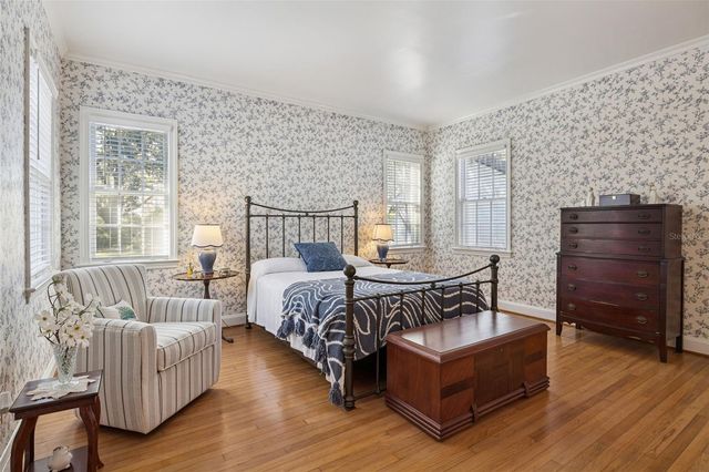 15722 E OAKLAND AVENUE, Winter Garden, FL 34787