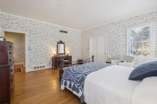 15722 E OAKLAND AVENUE, Winter Garden, FL 34787