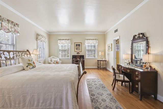 15722 E OAKLAND AVENUE, Winter Garden, FL 34787