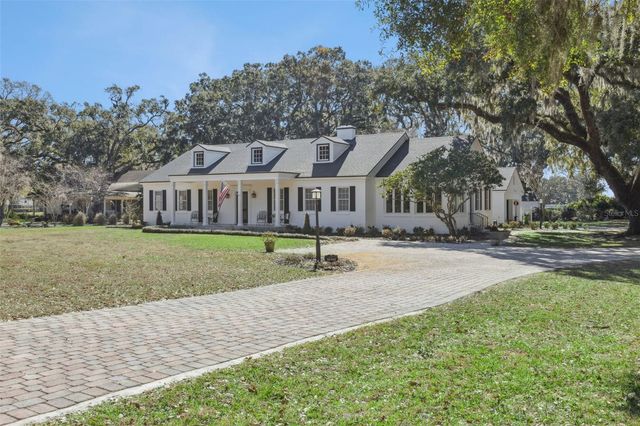 15722 E OAKLAND AVENUE, Winter Garden, FL 34787