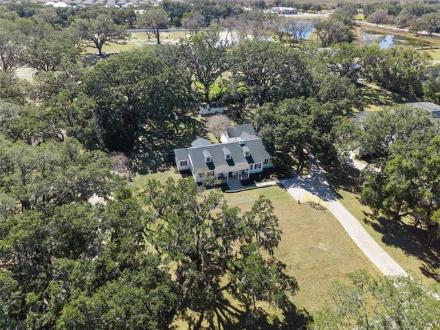 15722 E OAKLAND AVENUE, Winter Garden, FL 34787