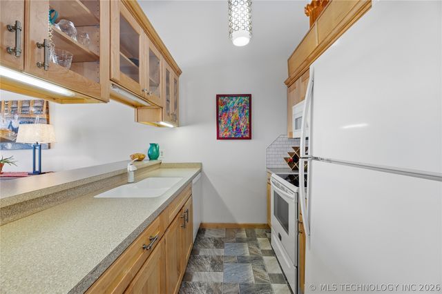 3758 S Madison Avenue 3758, Tulsa, OK 74105