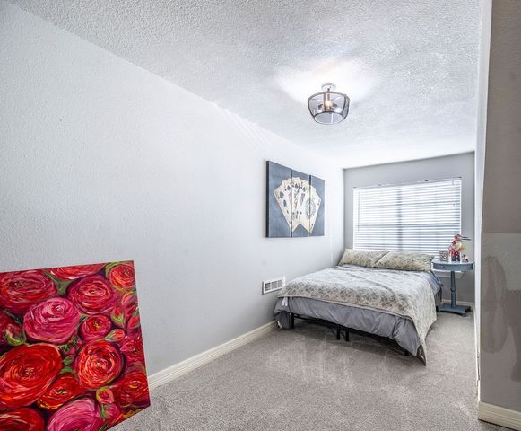 3879 N Gulley Road, Fayetteville, AR 72703