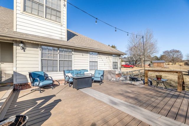 3879 N Gulley Road, Fayetteville, AR 72703