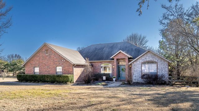 3879 N Gulley Road, Fayetteville, AR 72703