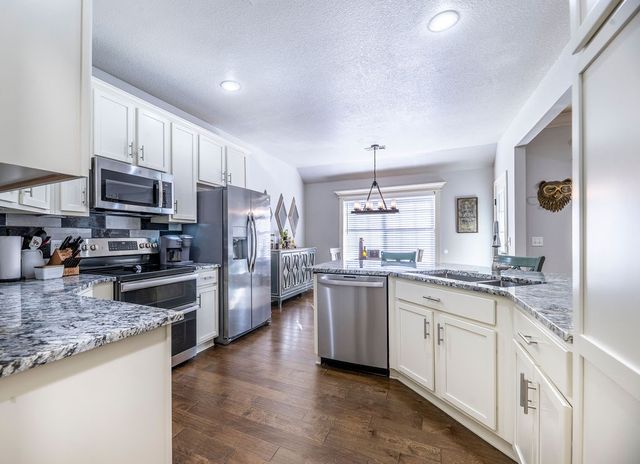 3879 N Gulley Road, Fayetteville, AR 72703