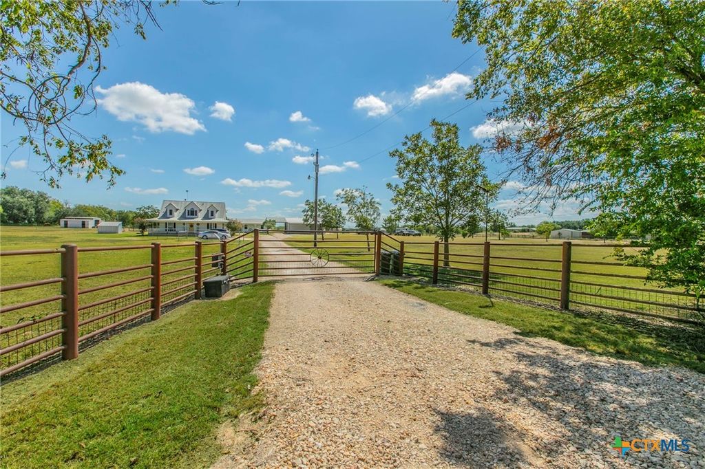 8625 Fox Road, Belton, TX 76513
