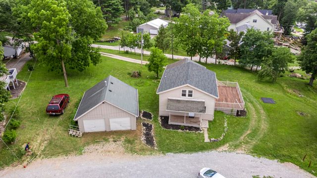 195 Lane 272, Angola, IN 46703