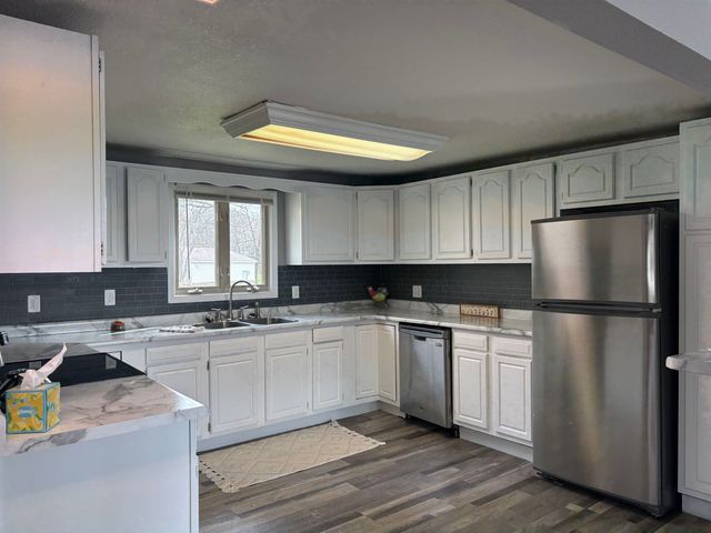 195 Lane 272, Angola, IN 46703