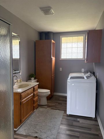 195 Lane 272, Angola, IN 46703