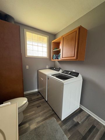 195 Lane 272, Angola, IN 46703