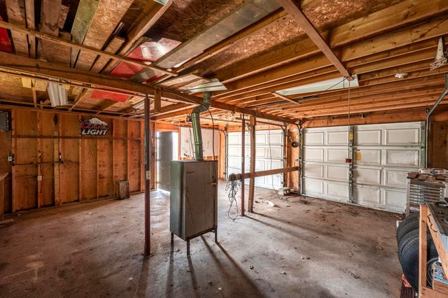 195 Lane 272, Angola, IN 46703