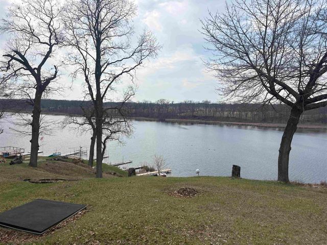 195 Lane 272, Angola, IN 46703