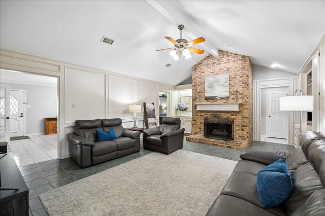 3903 Valley Haven Drive, Houston, TX 77339