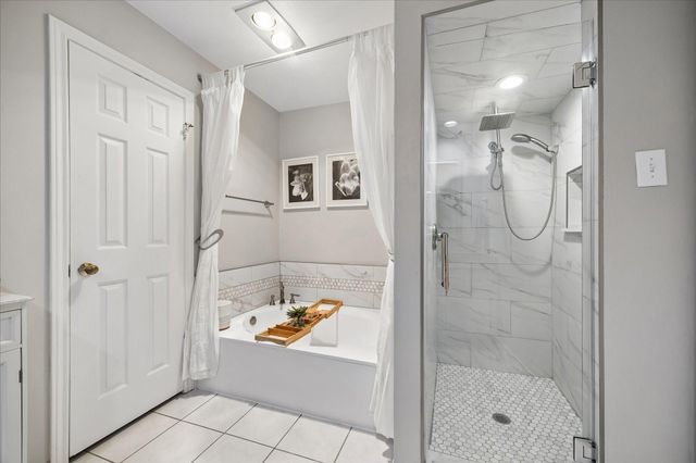 3903 Valley Haven Drive, Houston, TX 77339