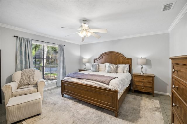 3903 Valley Haven Drive, Houston, TX 77339