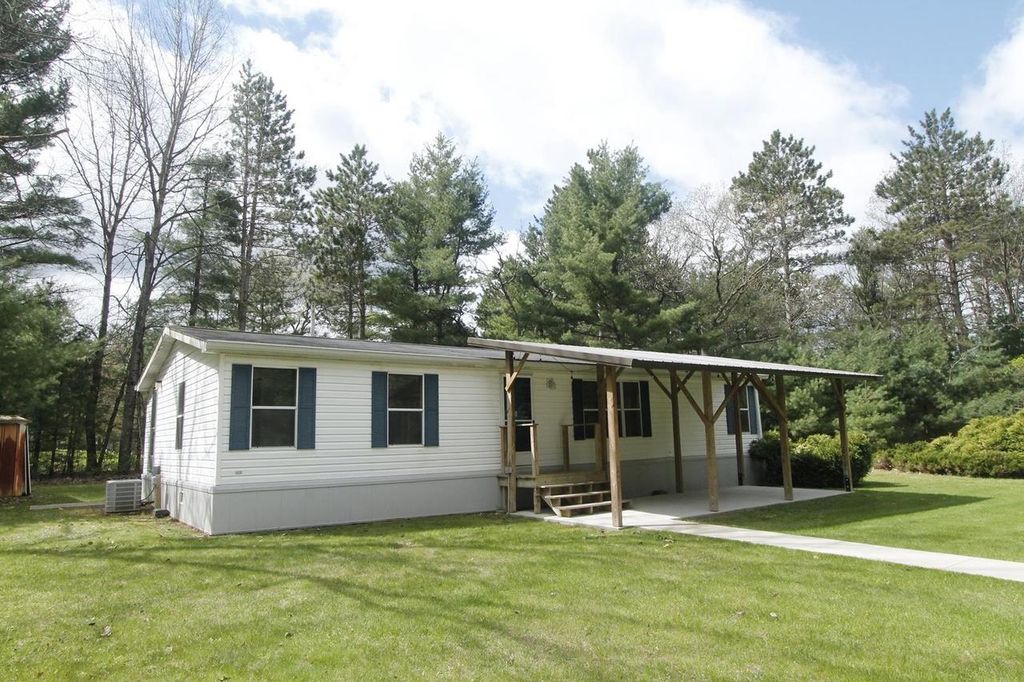N676 15th Lane, Wautoma, WI 54982