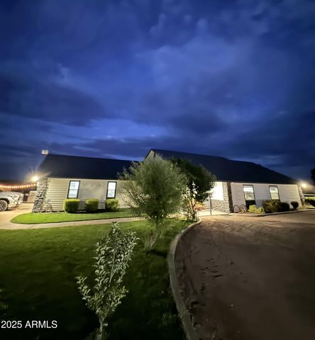 775 N APPLE BLOSSOM Lane, Snowflake, AZ 85937