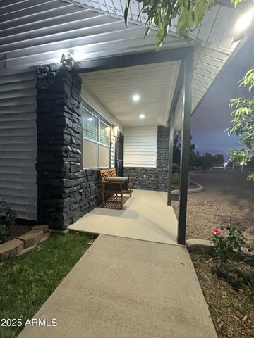 775 N APPLE BLOSSOM Lane, Snowflake, AZ 85937