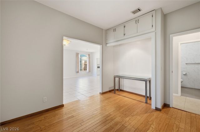 2816 Klondike Court, Las Vegas, NV 89117