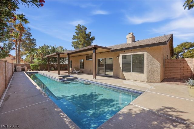 2816 Klondike Court, Las Vegas, NV 89117