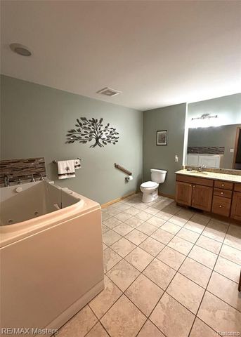 14683 Longtin Street, Southgate, MI 48195