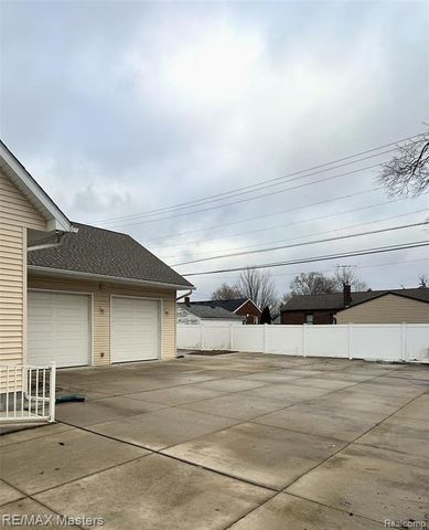 14683 Longtin Street, Southgate, MI 48195