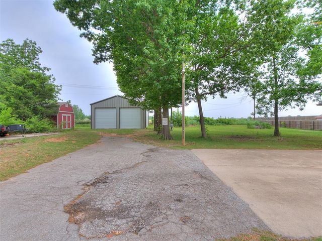 2405 E Karen Terrace, Mustang, OK 73064