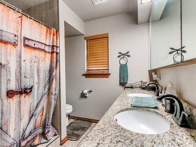 2405 E Karen Terrace, Mustang, OK 73064