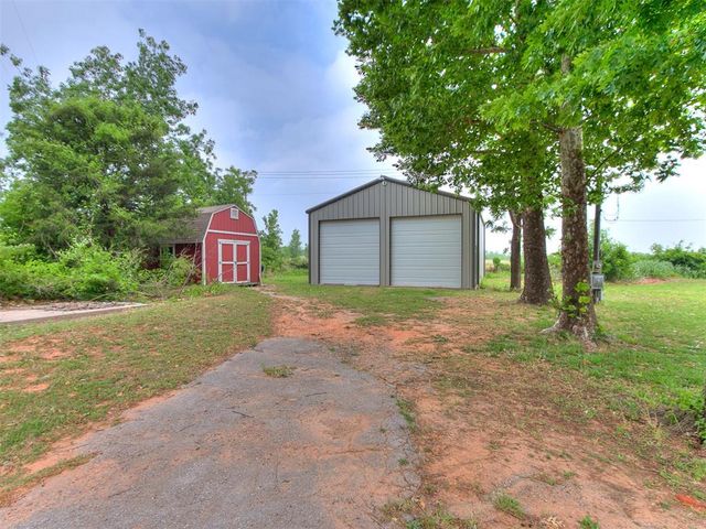 2405 E Karen Terrace, Mustang, OK 73064