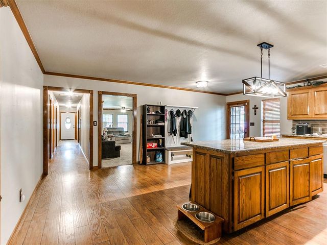 2405 E Karen Terrace, Mustang, OK 73064
