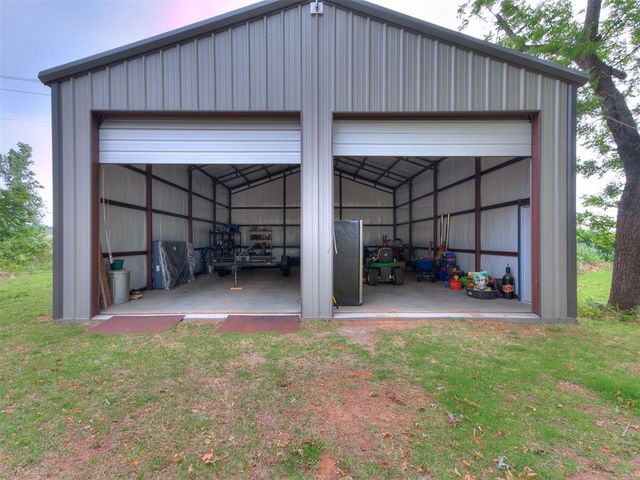 2405 E Karen Terrace, Mustang, OK 73064